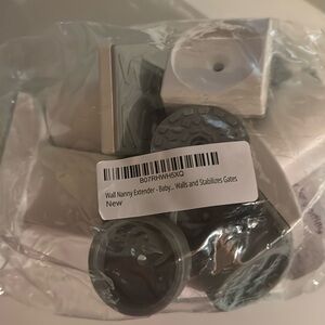 Wall Nanny assortment